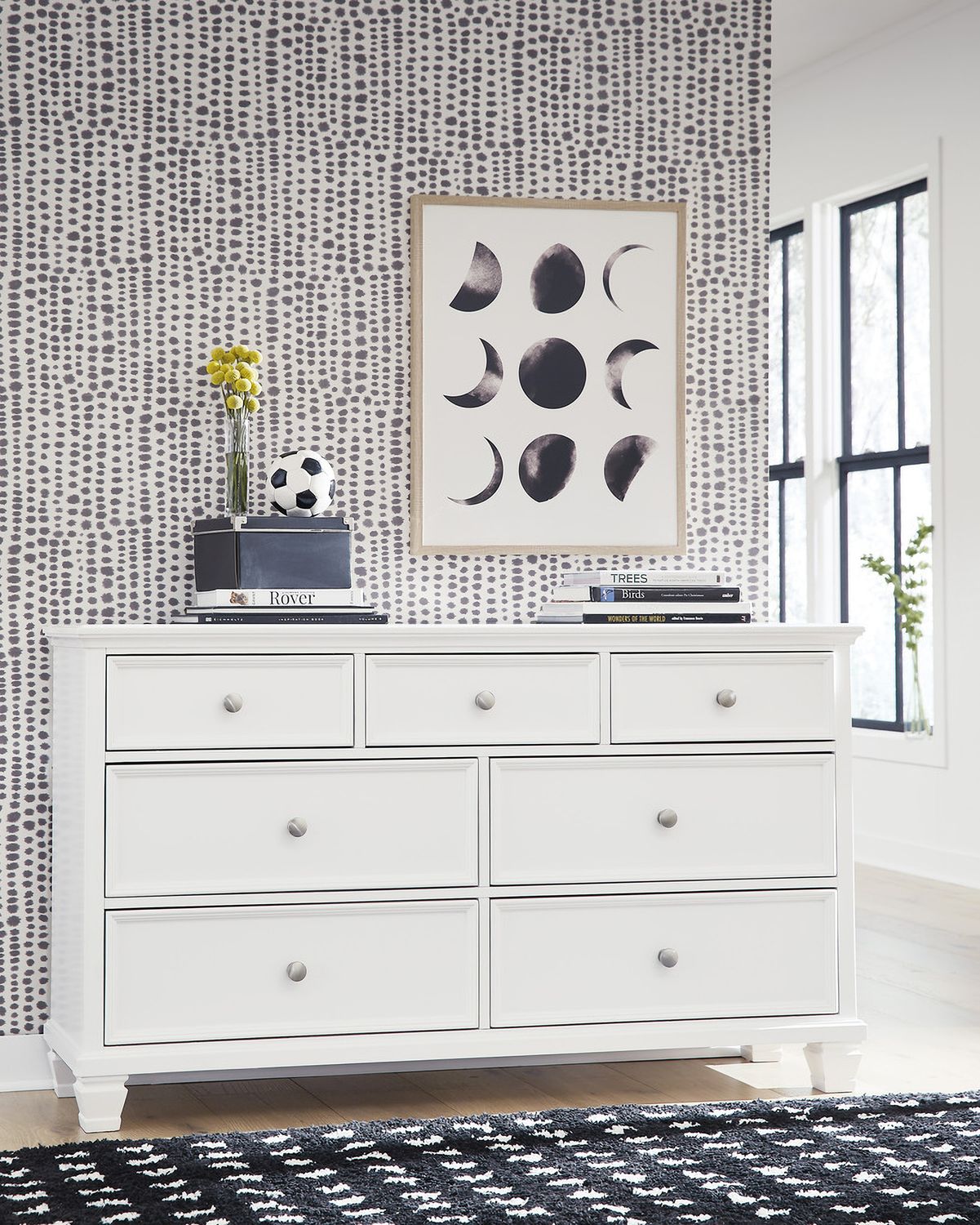 Fortman White Dresser B68031