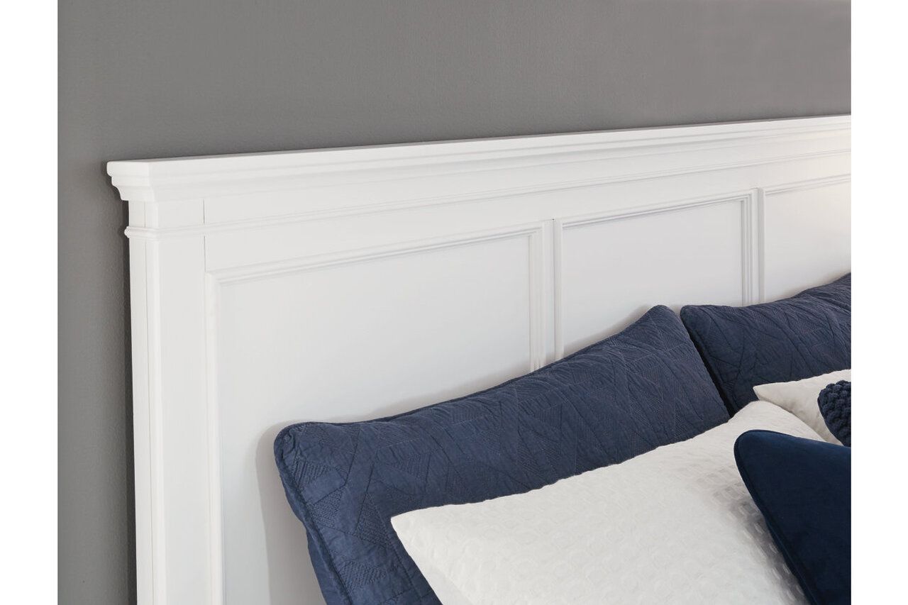 Fortman White King Panel Bed B680B4