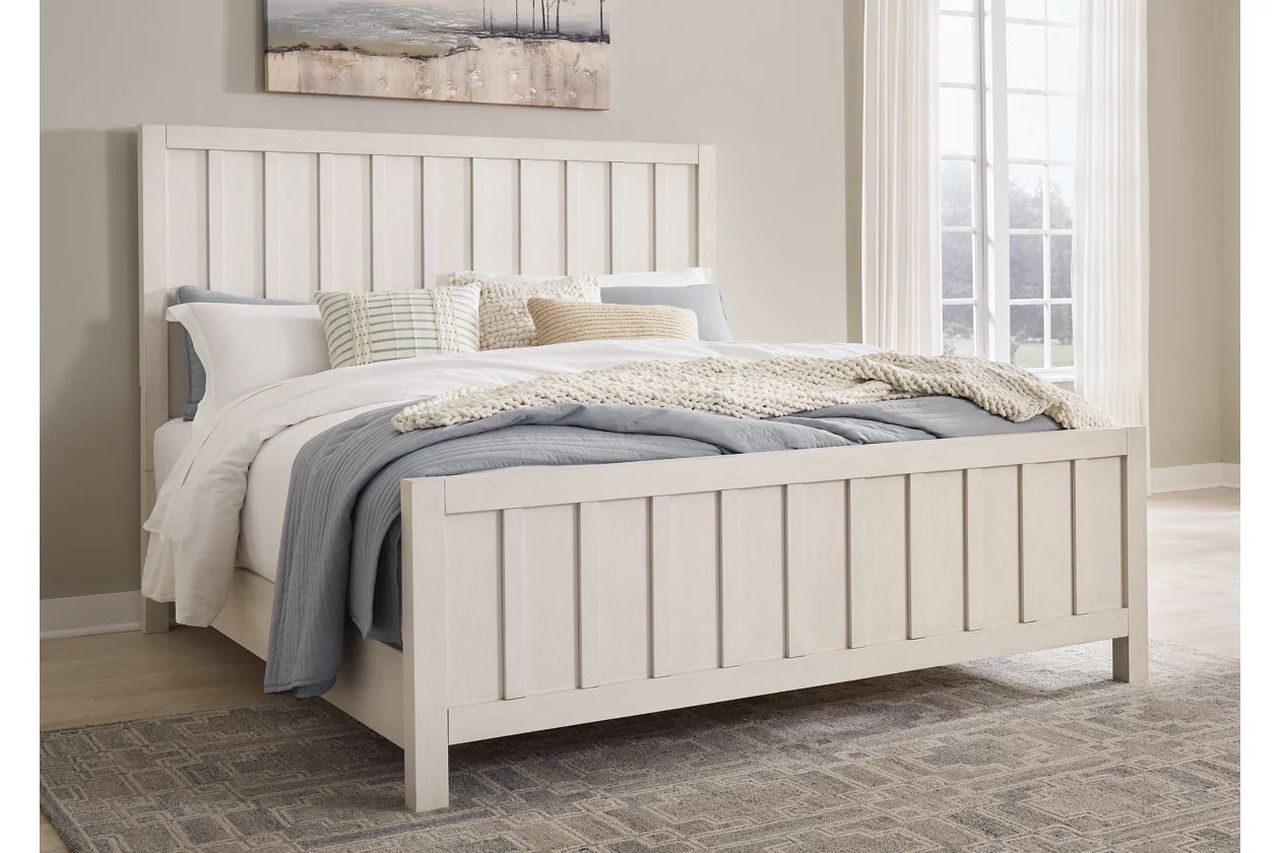 Shaybrock King Panel Bed In Antique White B683B6