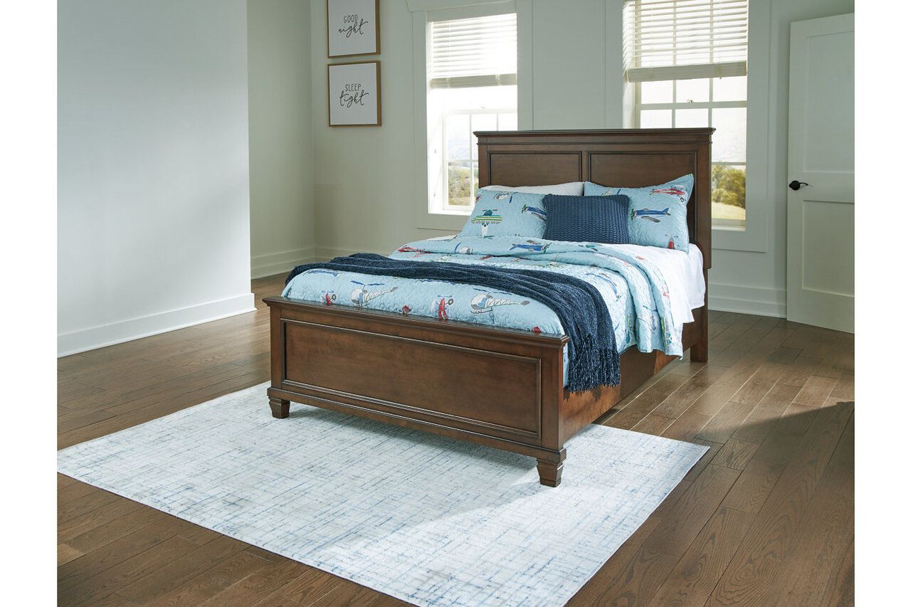 Danabrin Rich Brown Cherry Full Panel Bed B685B8