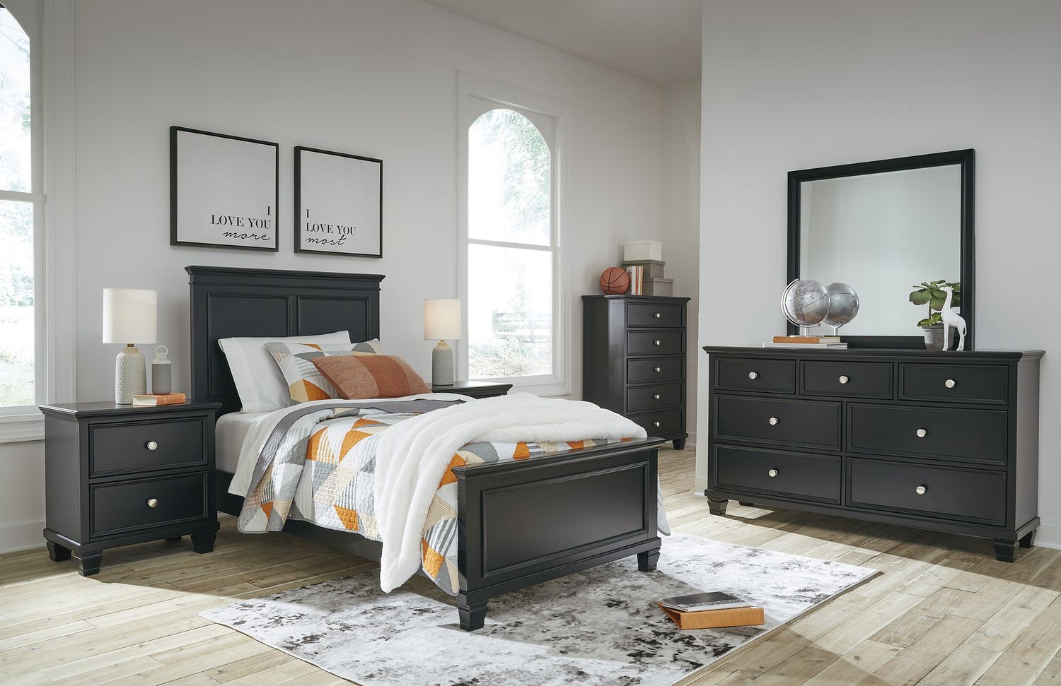 Lanolee Black Dresser B68731