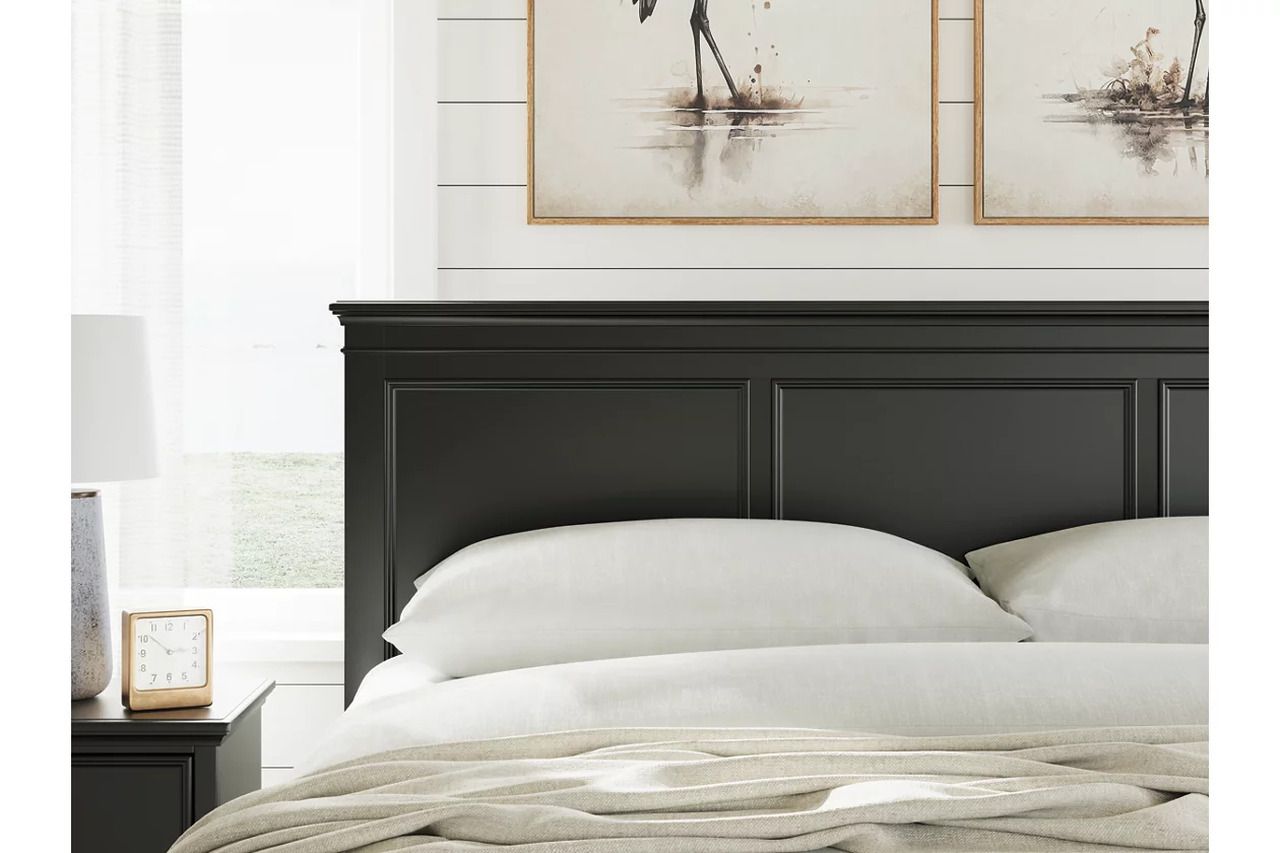 Lanolee King Panel Storage Bed In Black B687B19
