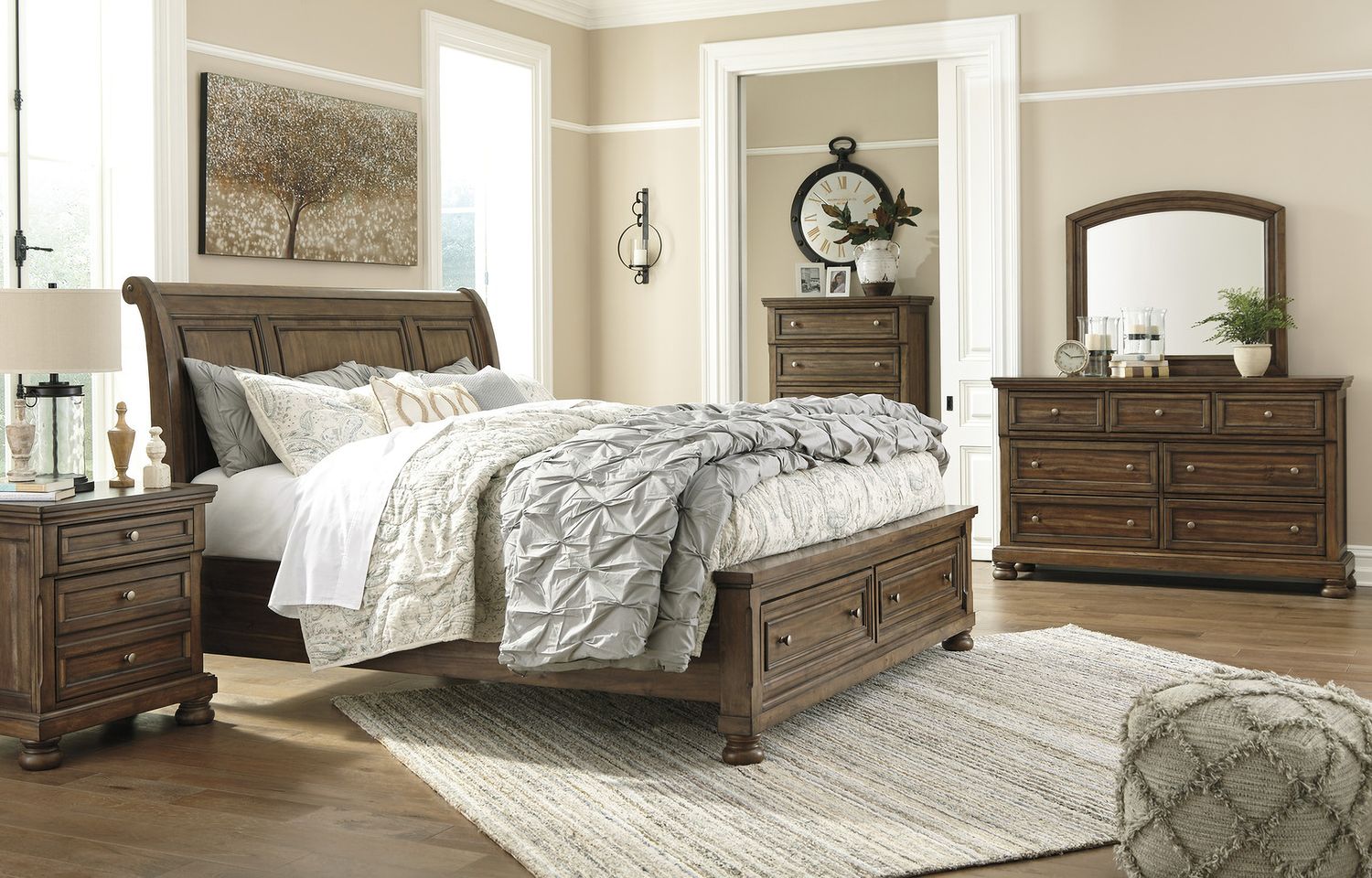 Flynnter Medium Brown Bedroom Mirror B71936
