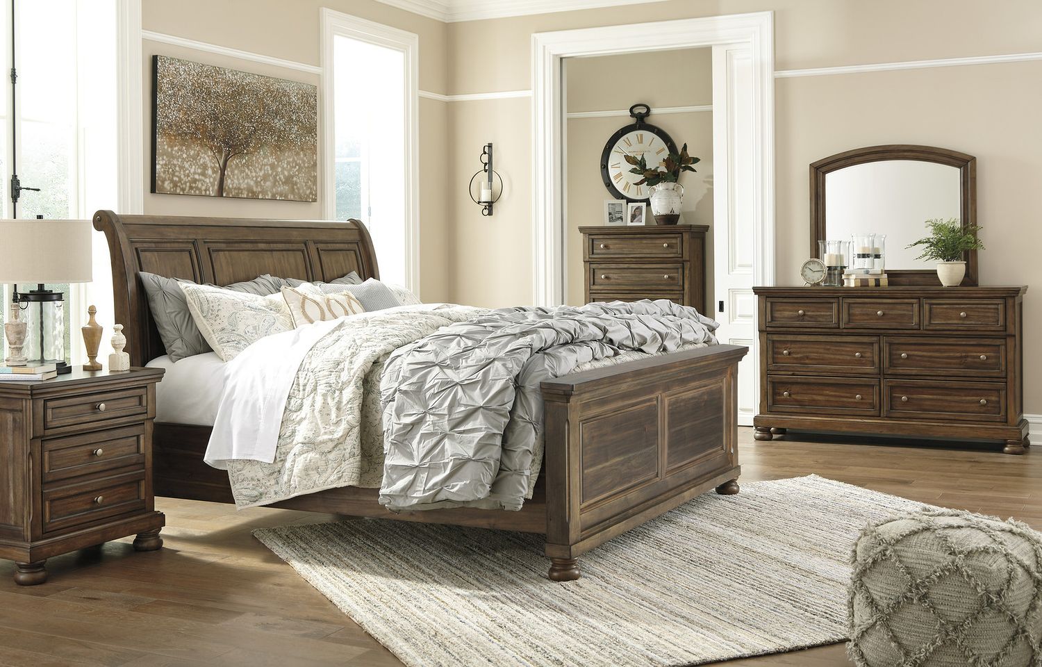 Flynnter Medium Brown Bedroom Mirror B71936