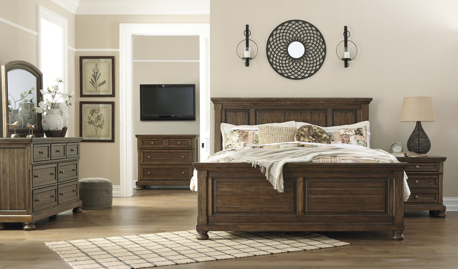 Flynnter Medium Brown Bedroom Mirror B71936