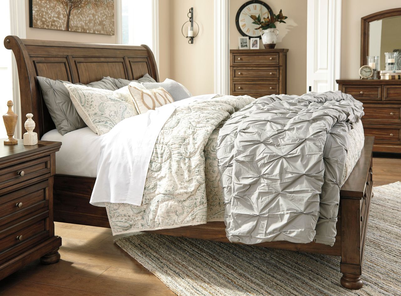 Flynnter King Sleigh Bed In Medium Brown B719B23