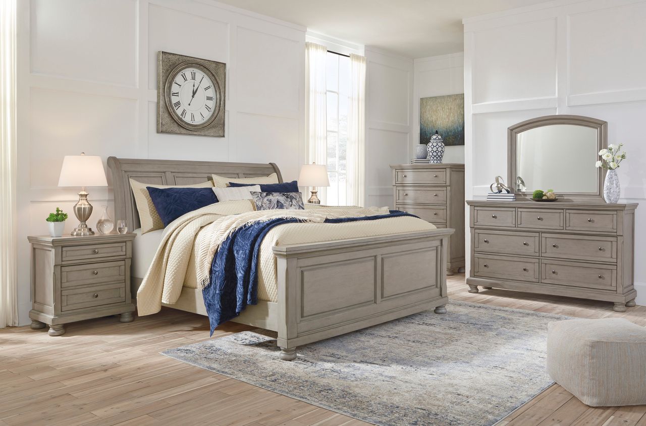 Lettner Light Gray 7 Drawer Dresser B73331