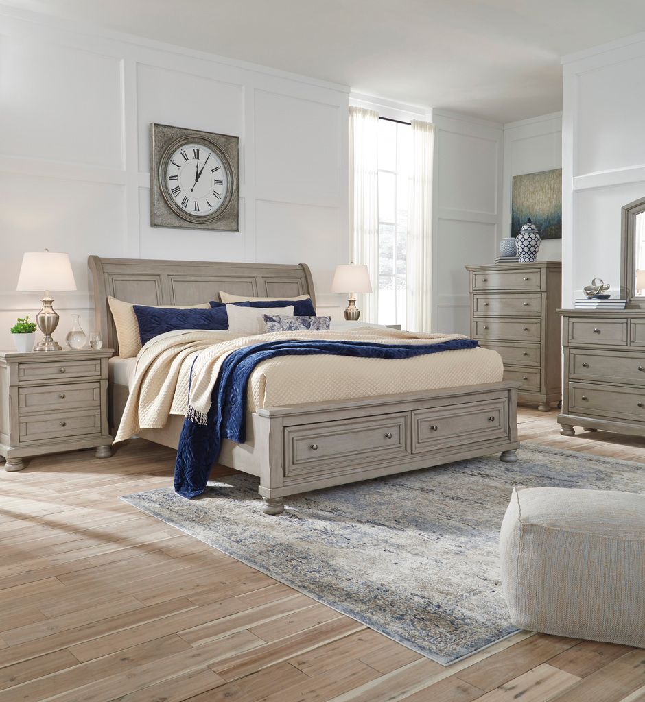Lettner King Sleigh Bed In Light Gray B733B34