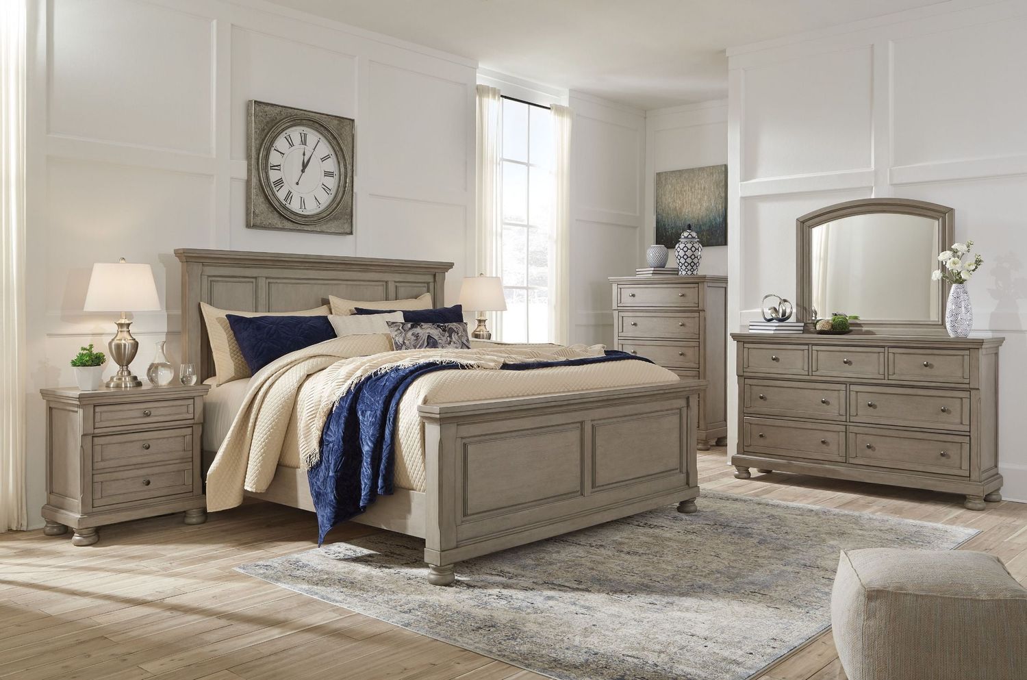 Lettner Light Gray Cal. King Panel Bed B733B7