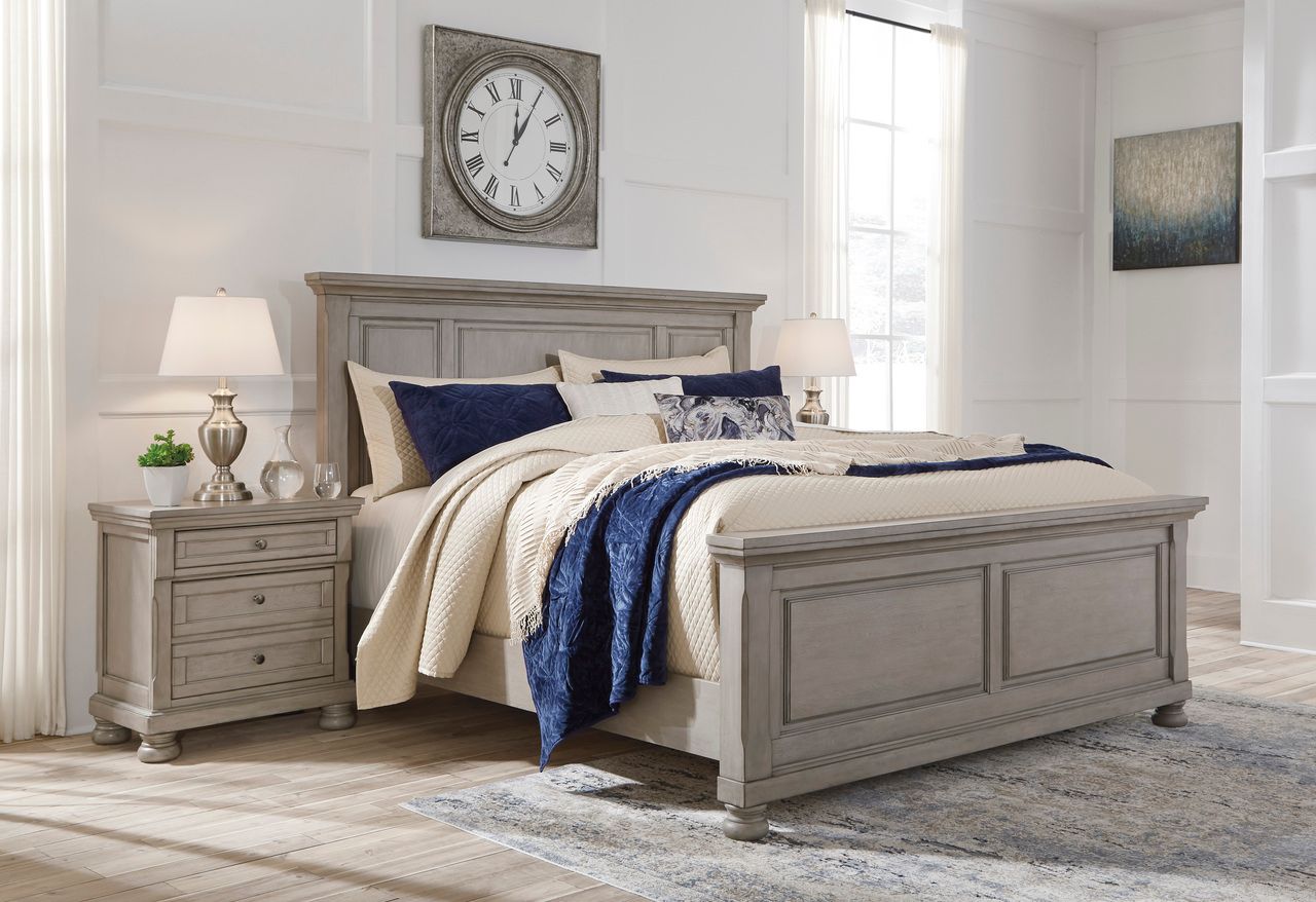 Lettner Light Gray Cal. King Panel Bed B733B7