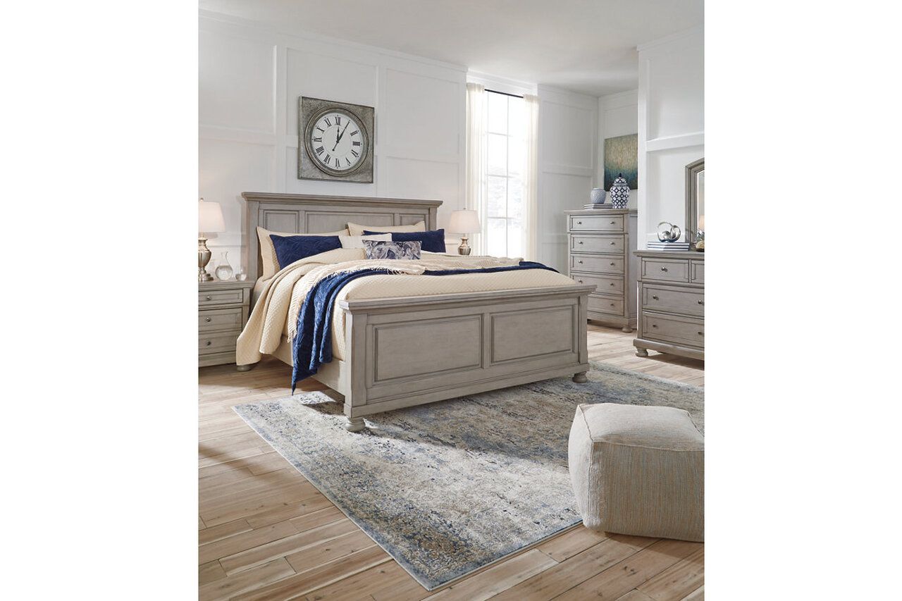 Lettner Light Gray Cal. King Panel Bed B733B7