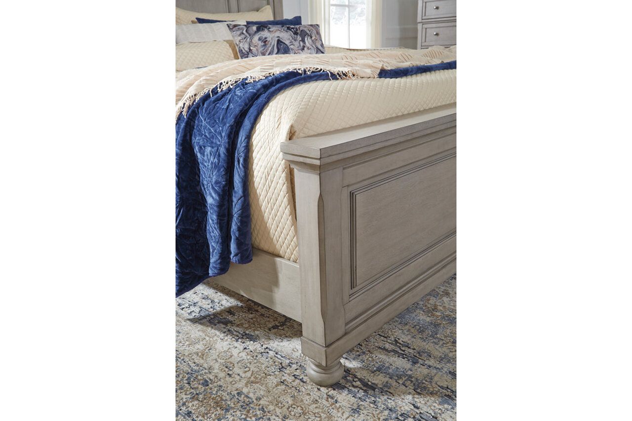 Lettner Light Gray Cal. King Panel Bed B733B7