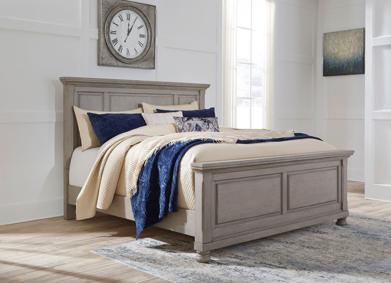 Lettner Light Gray Cal. King Panel Bed B733B7