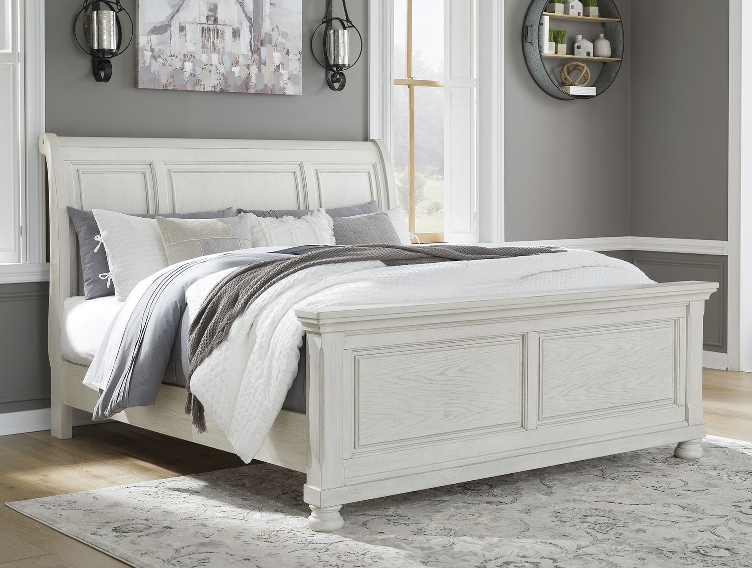 Robbinsdale Queen Sleigh Bed In Antique White B742B23