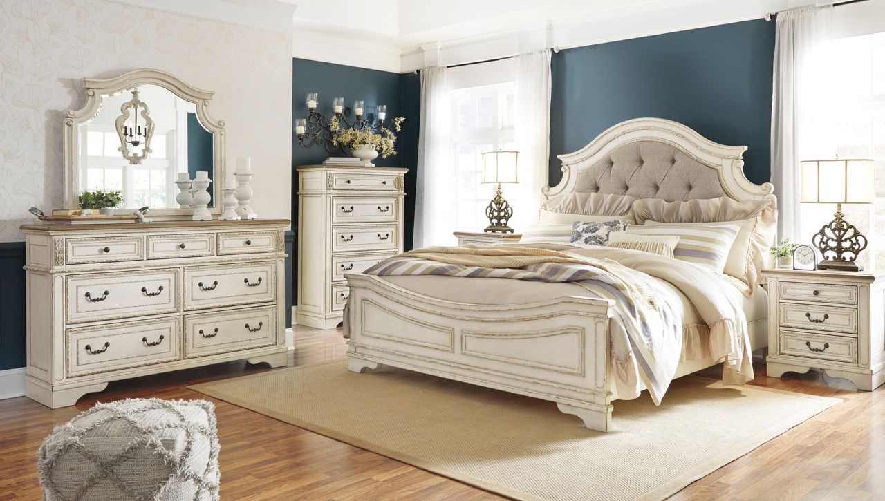 Realyn Two Tone 7 Drawer Dresser B74331