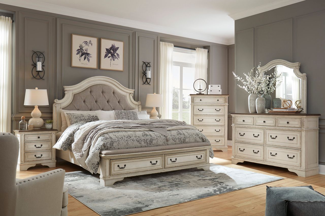 Realyn Two Tone 7 Drawer Dresser B74331