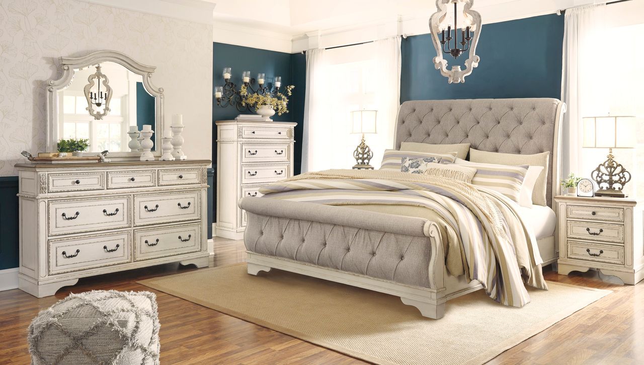 Realyn Two Tone 7 Drawer Dresser B74331