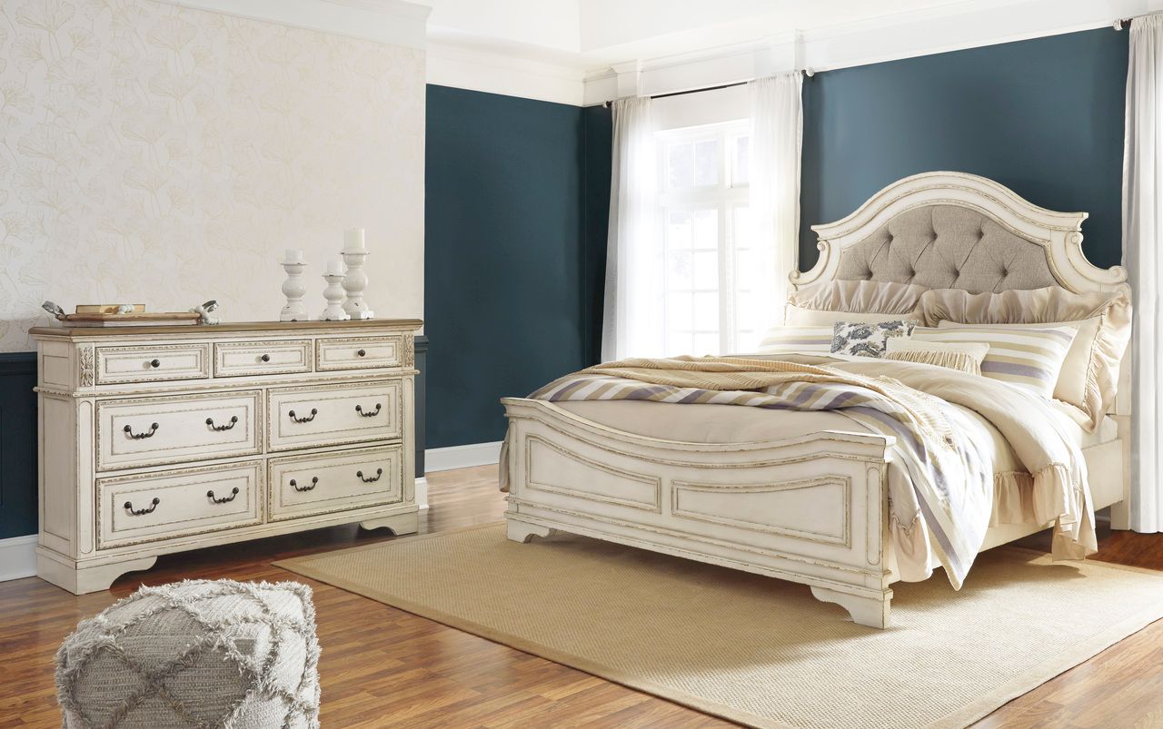 Realyn Two Tone 7 Drawer Dresser B74331