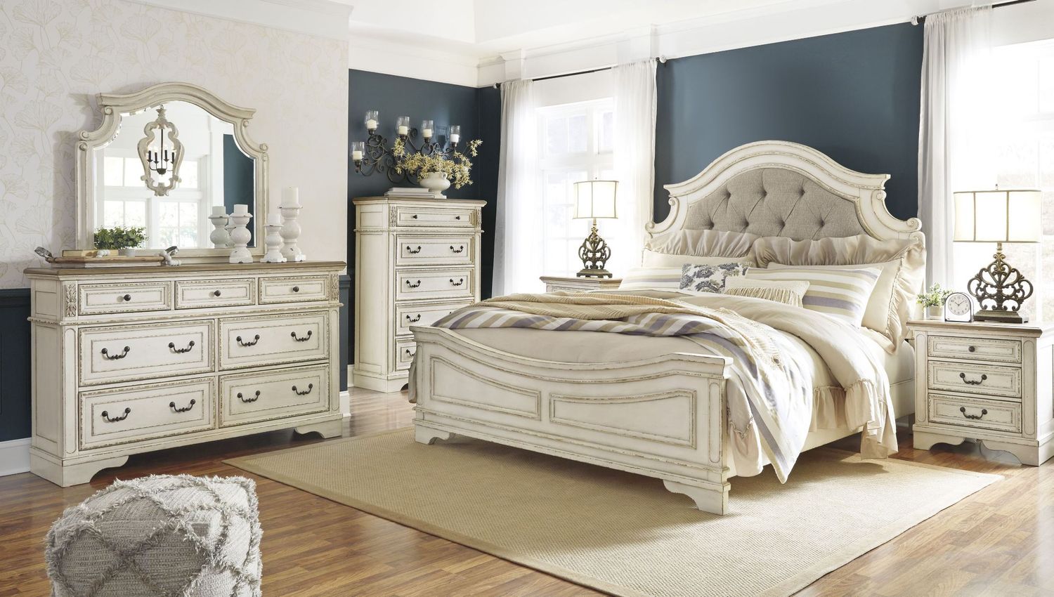 Realyn Two Tone Bedroom Mirror B74336