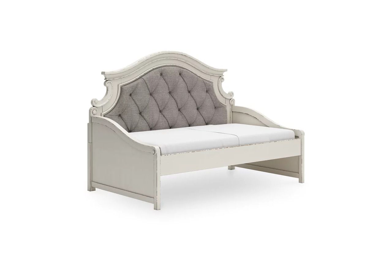 Realyn Two Tone Twin Day Bed B74380
