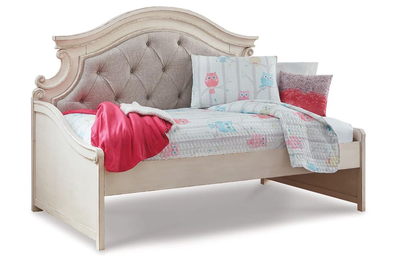 Realyn Two Tone Twin Day Bed B74380