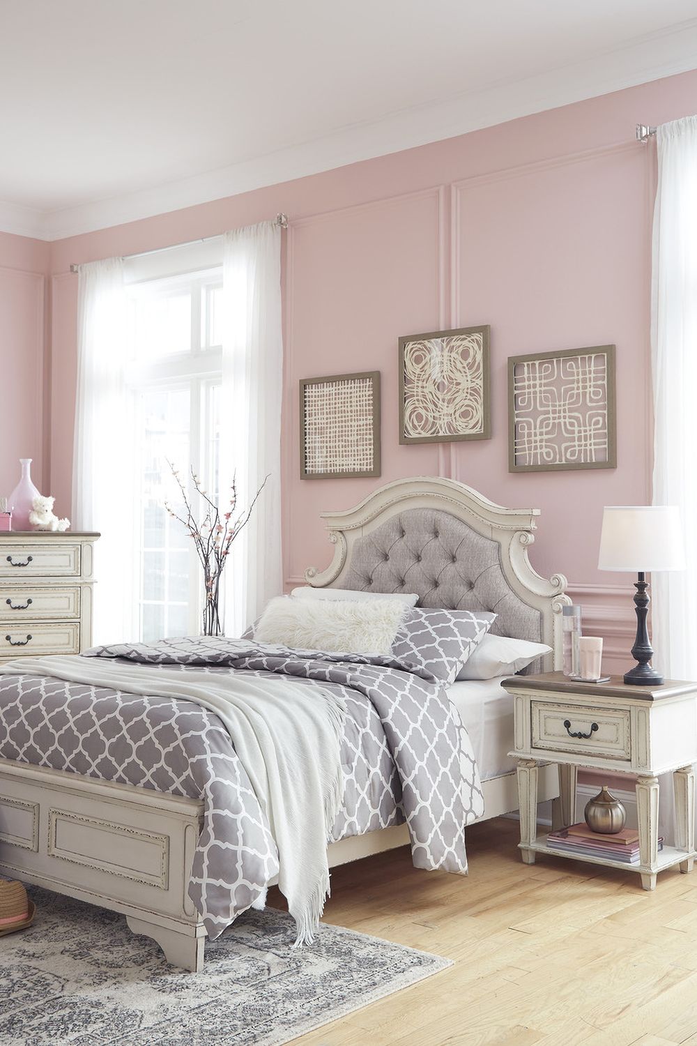 Realyn Chipped White Full Upholstered Panel Headboard Only B74387