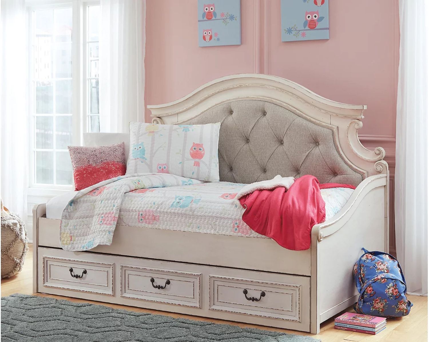 Realyn White Twin Storage Daybed B743B15