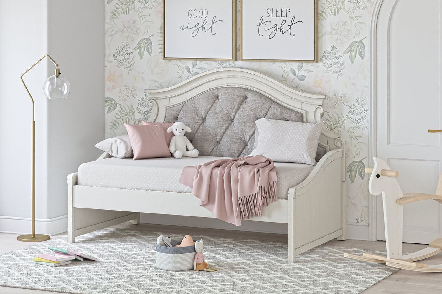 Realyn White Twin Storage Daybed B743B15