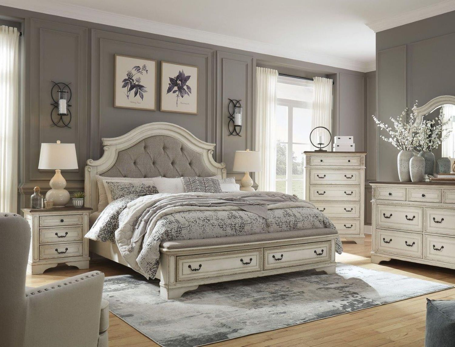 Realyn White Queen Upholstered Panel Bed With Bench Footboard B743B18