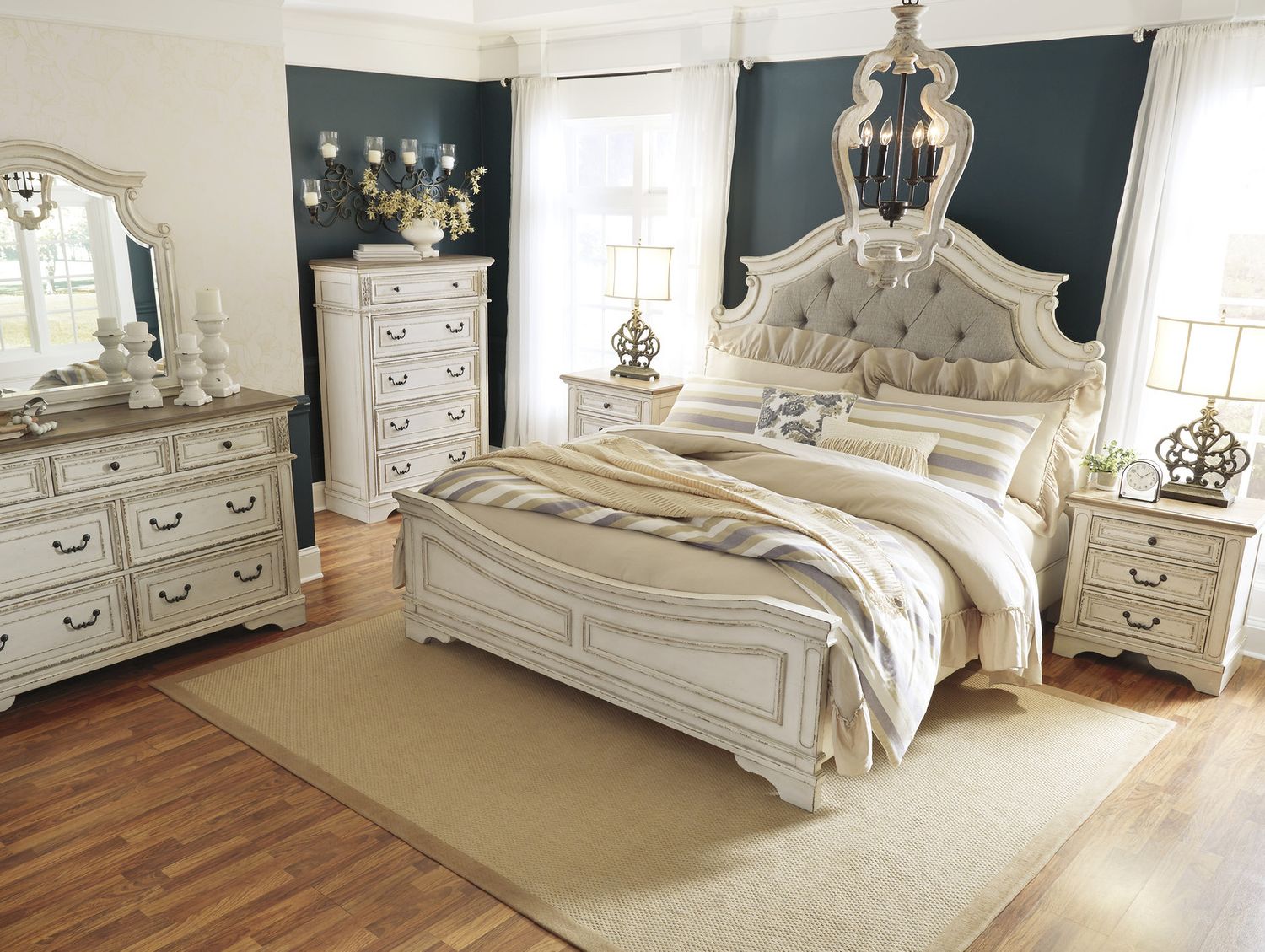 Realyn Two Tone King Upholstered Panel Bed B743B6