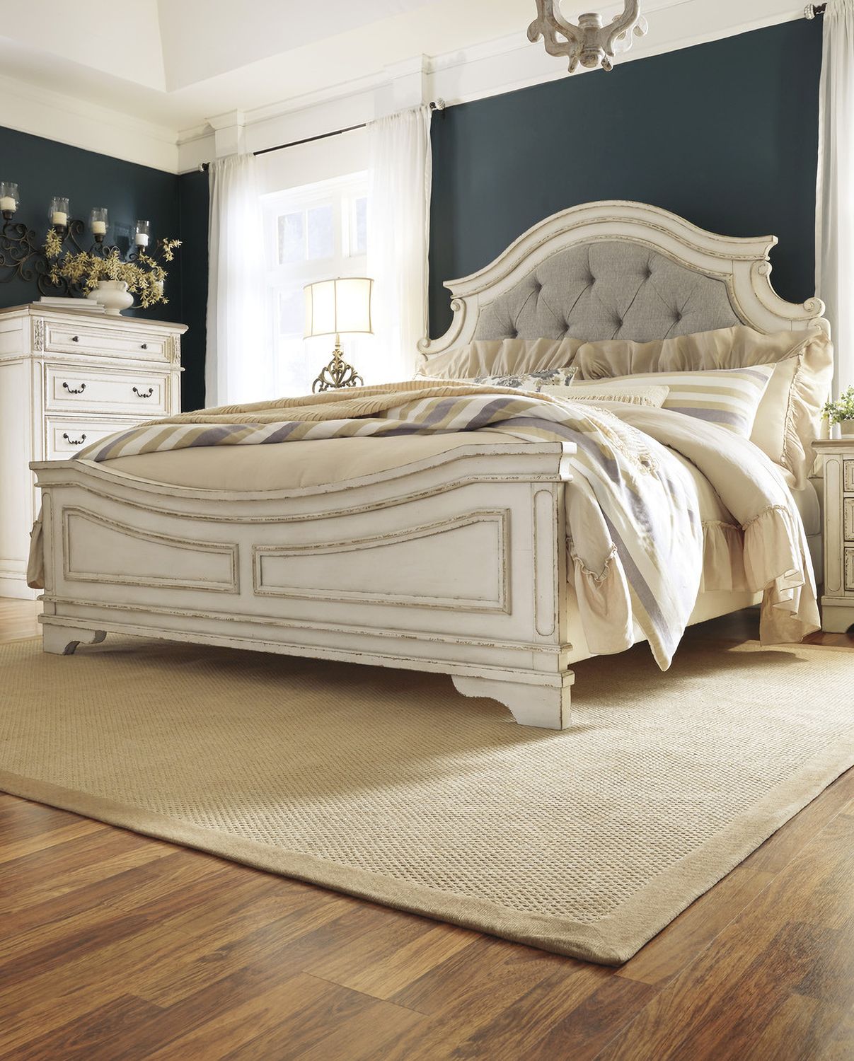 Realyn Two Tone King Upholstered Panel Bed B743B6