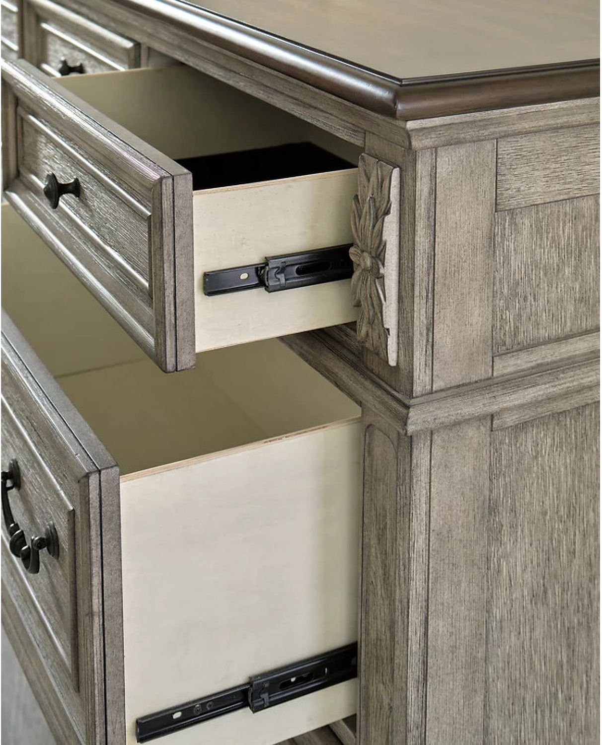 Lodenbay Two-tone Dresser B75131