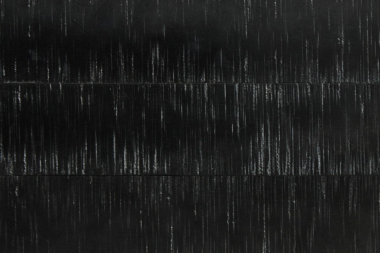 Londer Dresser In Black B76831