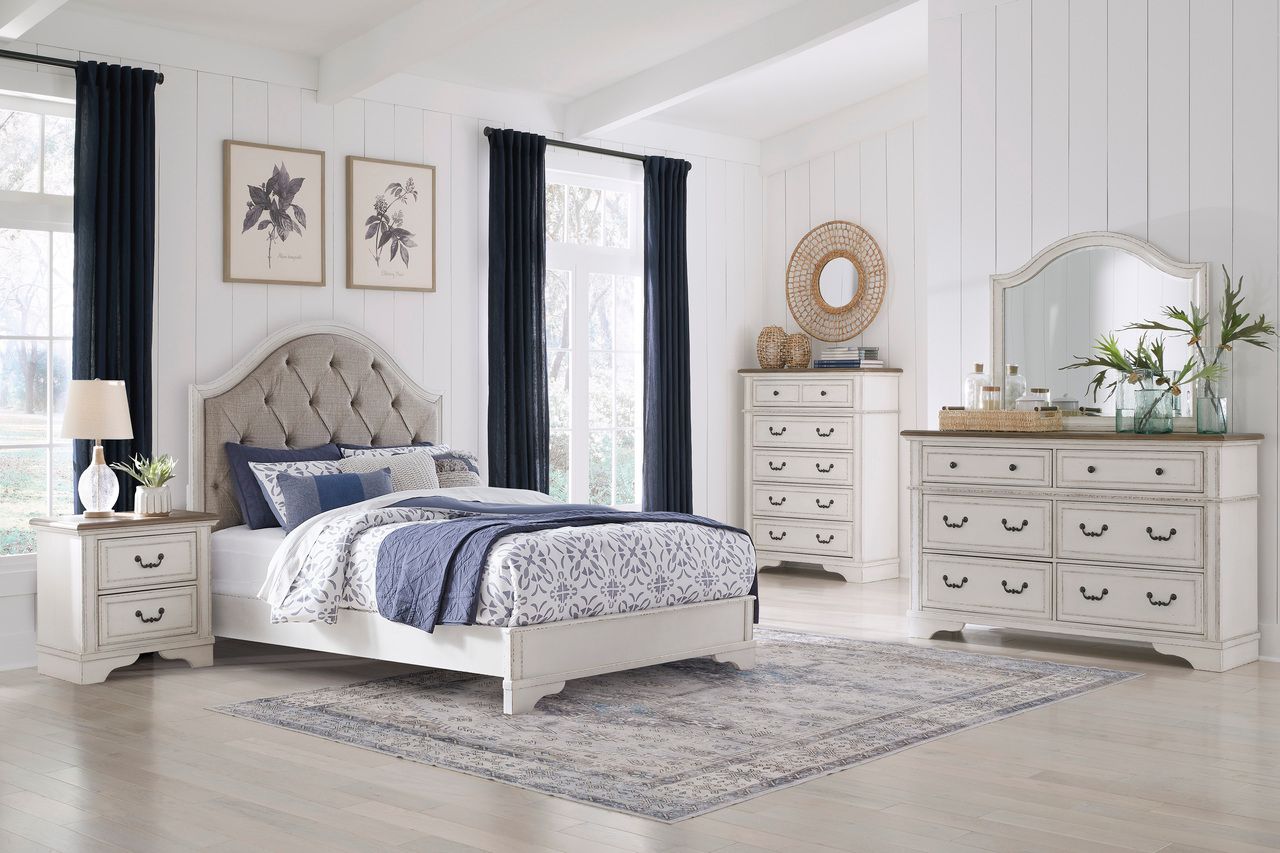 Brollyn Two-Tone Dresser B77331