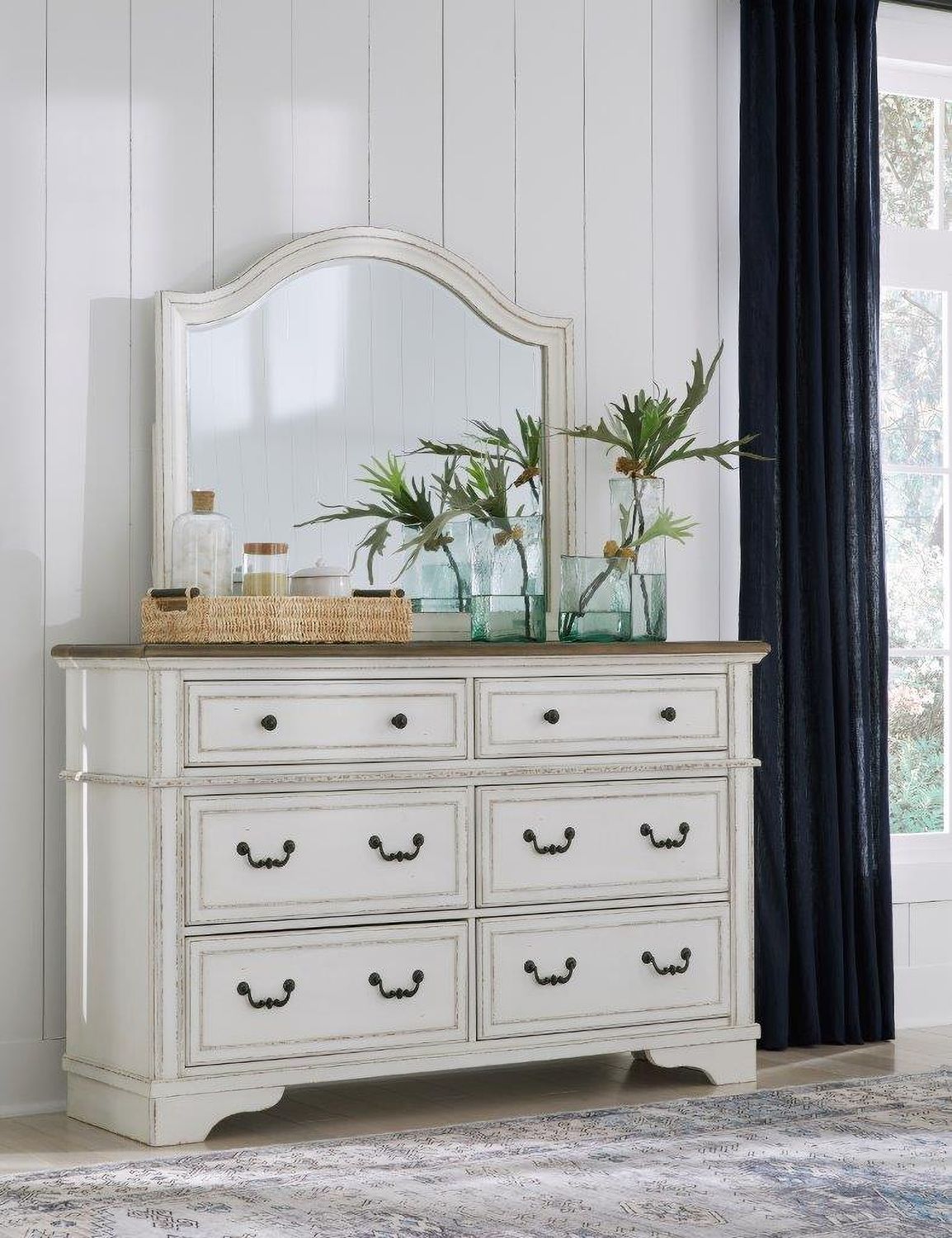 Brollyn Chipped White Mirror B77336