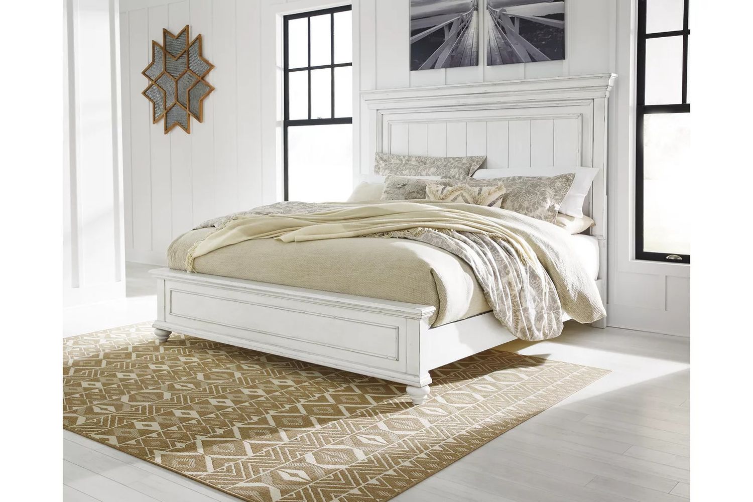 Kanwyn California King Panel Bed In White Wash B777B11