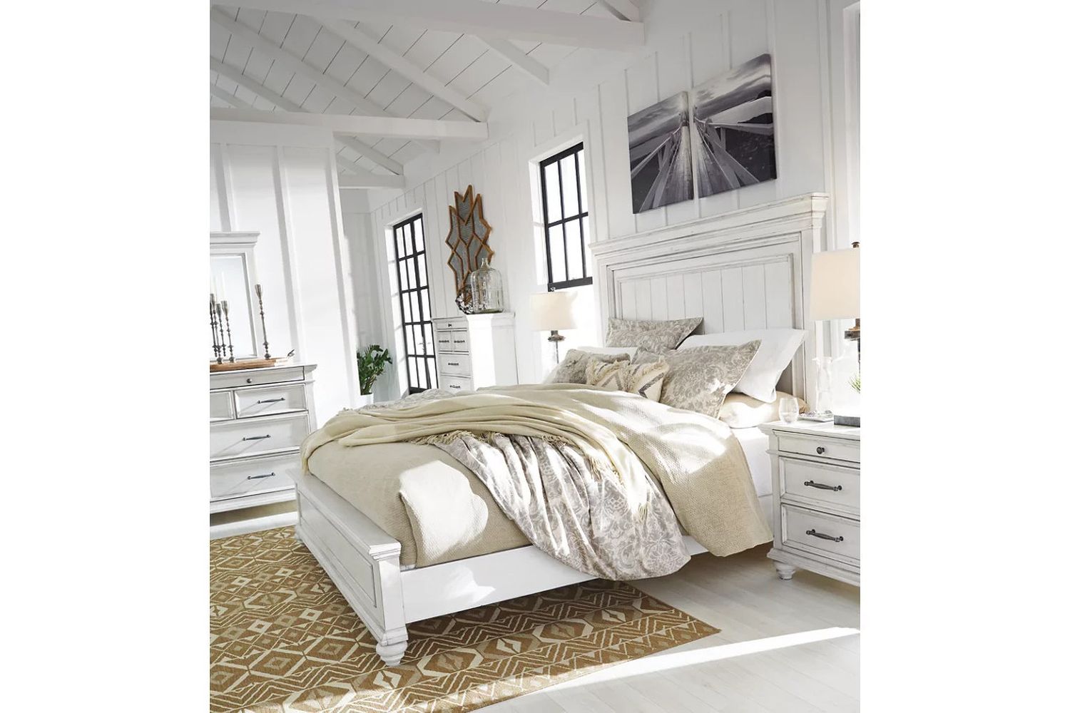 Kanwyn California King Panel Bed In White Wash B777B11