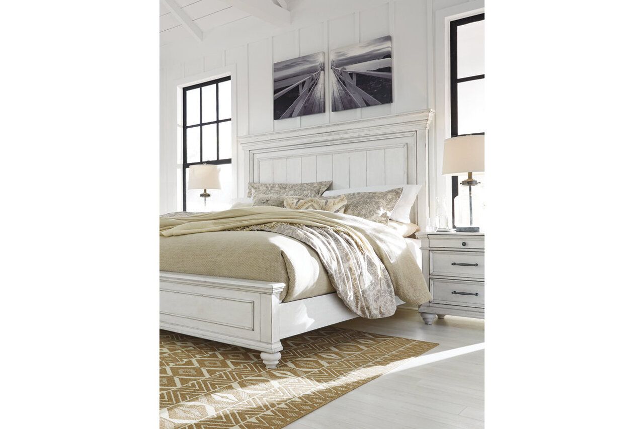 Kanwyn California King Panel Bed In White Wash B777B11