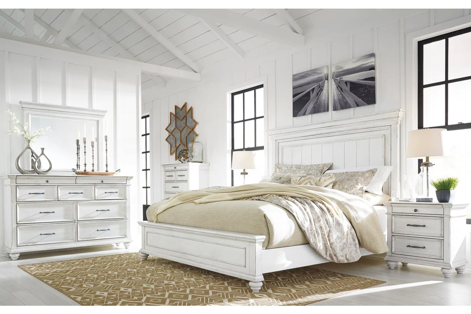 Kanwyn King Panel Bed In White Wash B777B8