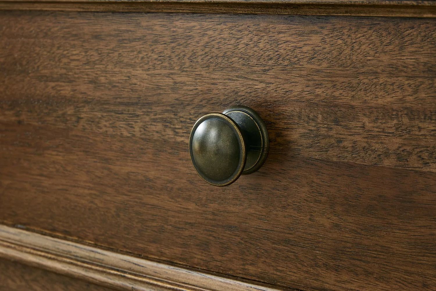 Sturlayne Chest of Drawers In Brown B78746