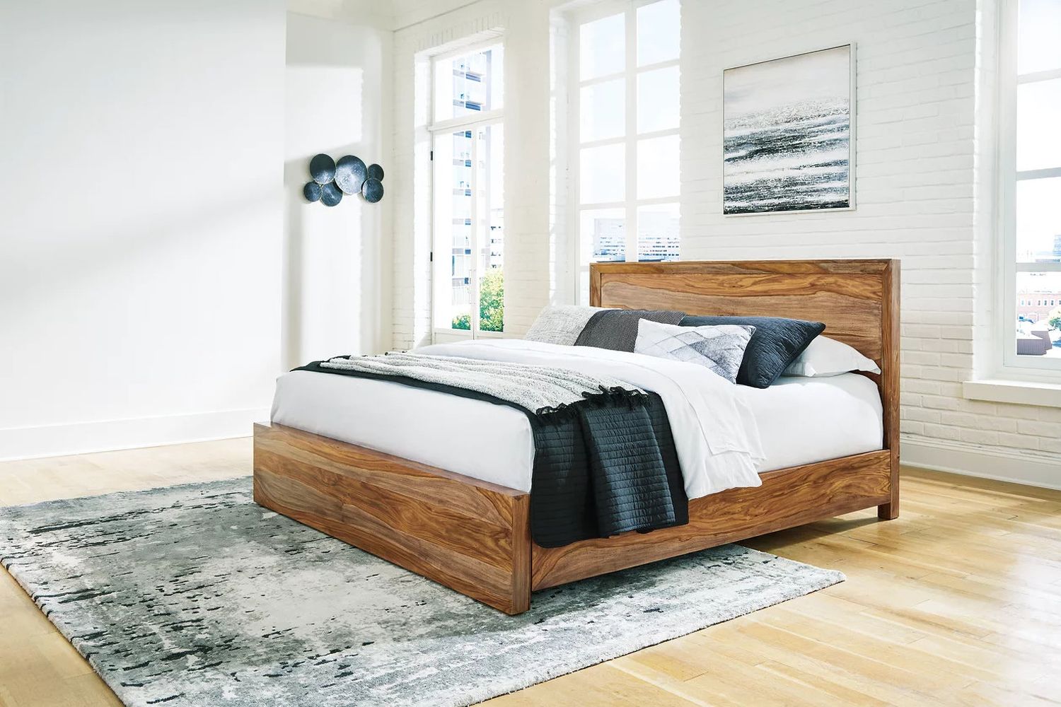 Dressonni Queen Panel Bed In Brown B790B2