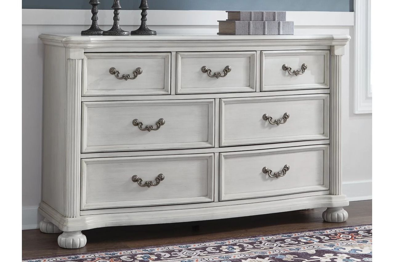 Montelaine Dresser In Antique White B79531