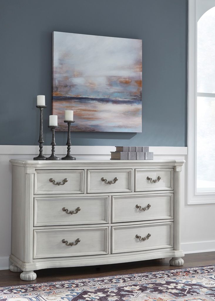 Montelaine Dresser In Antique White B79531