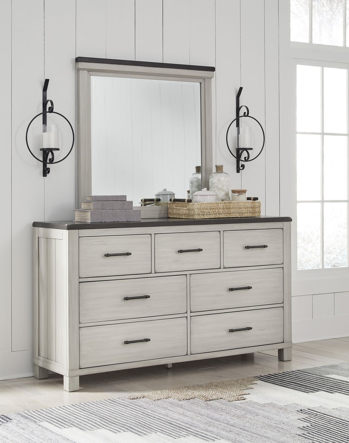 Darborn Gray And Brown Bedroom Mirror B79636