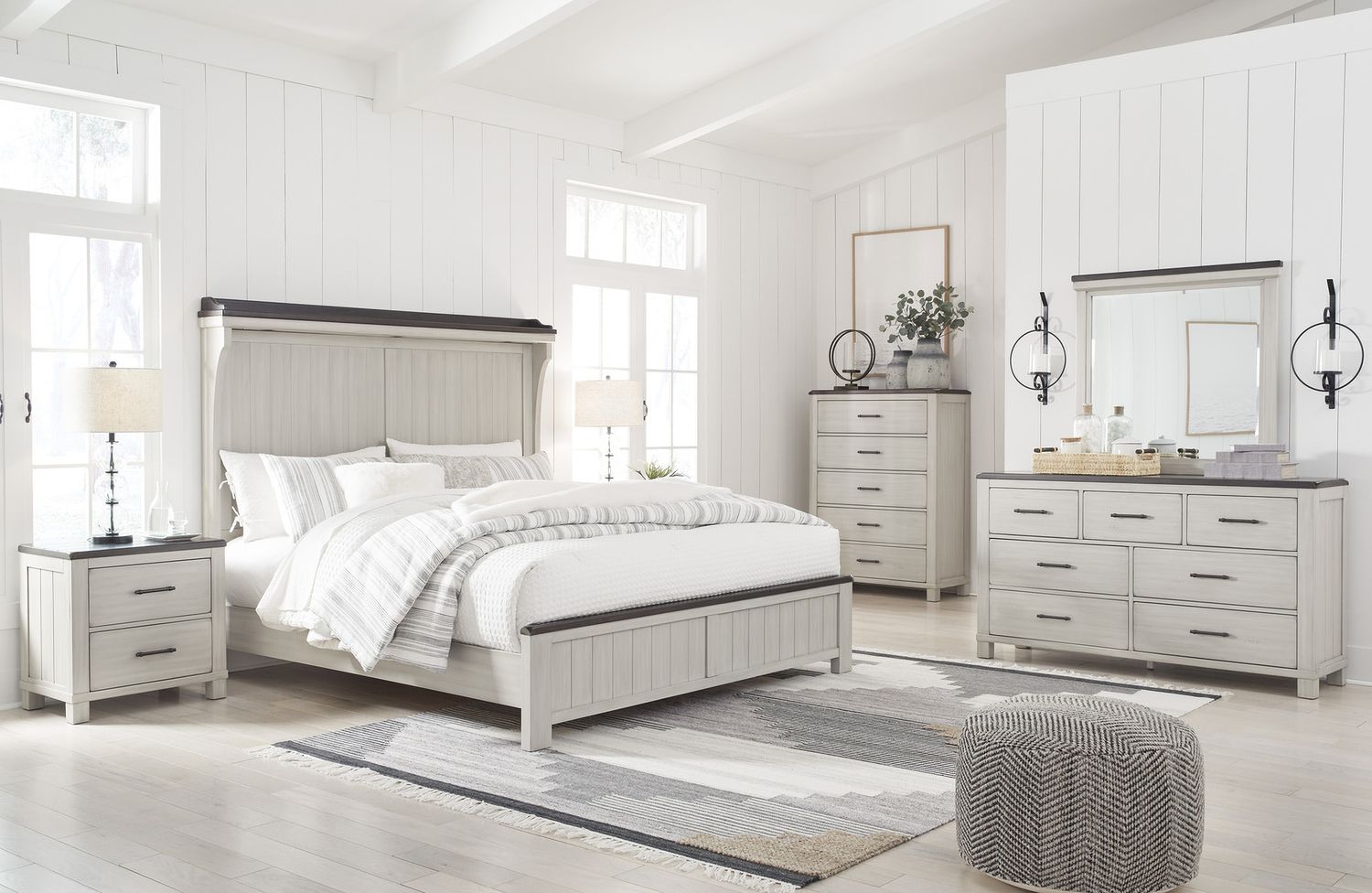 Darborn Gray And Brown Bedroom Mirror B79636