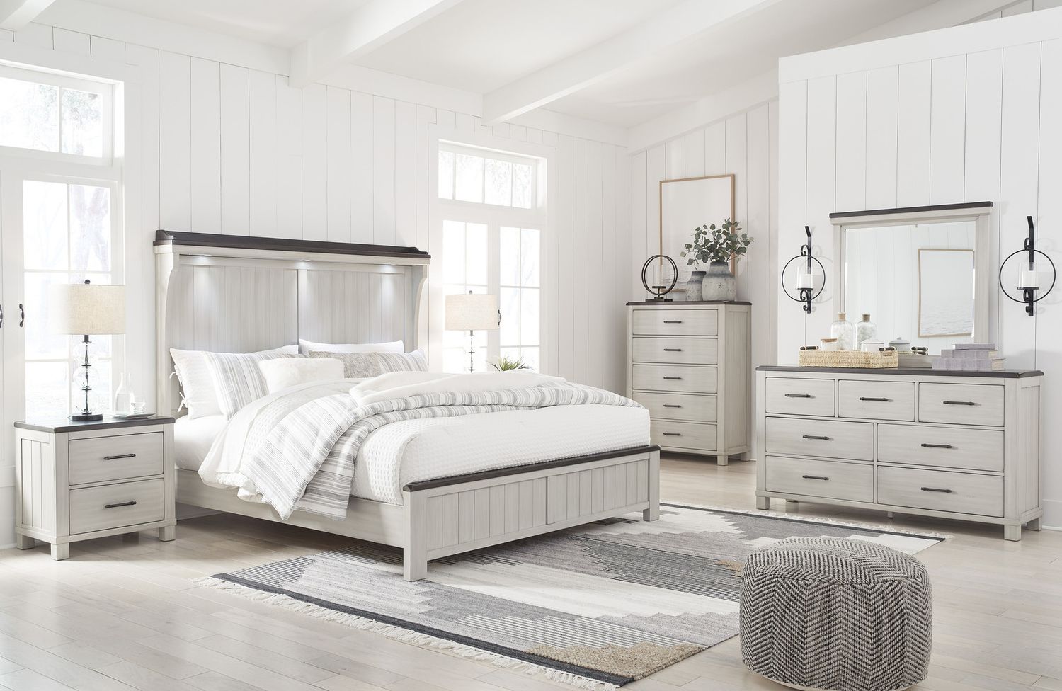 Darborn Gray And Brown Bedroom Mirror B79636