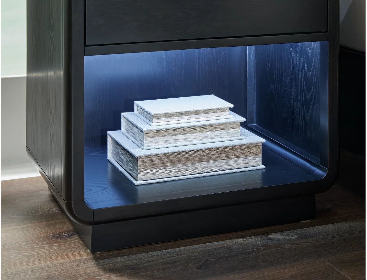 Rowanbeck Nightstand In Black B82191