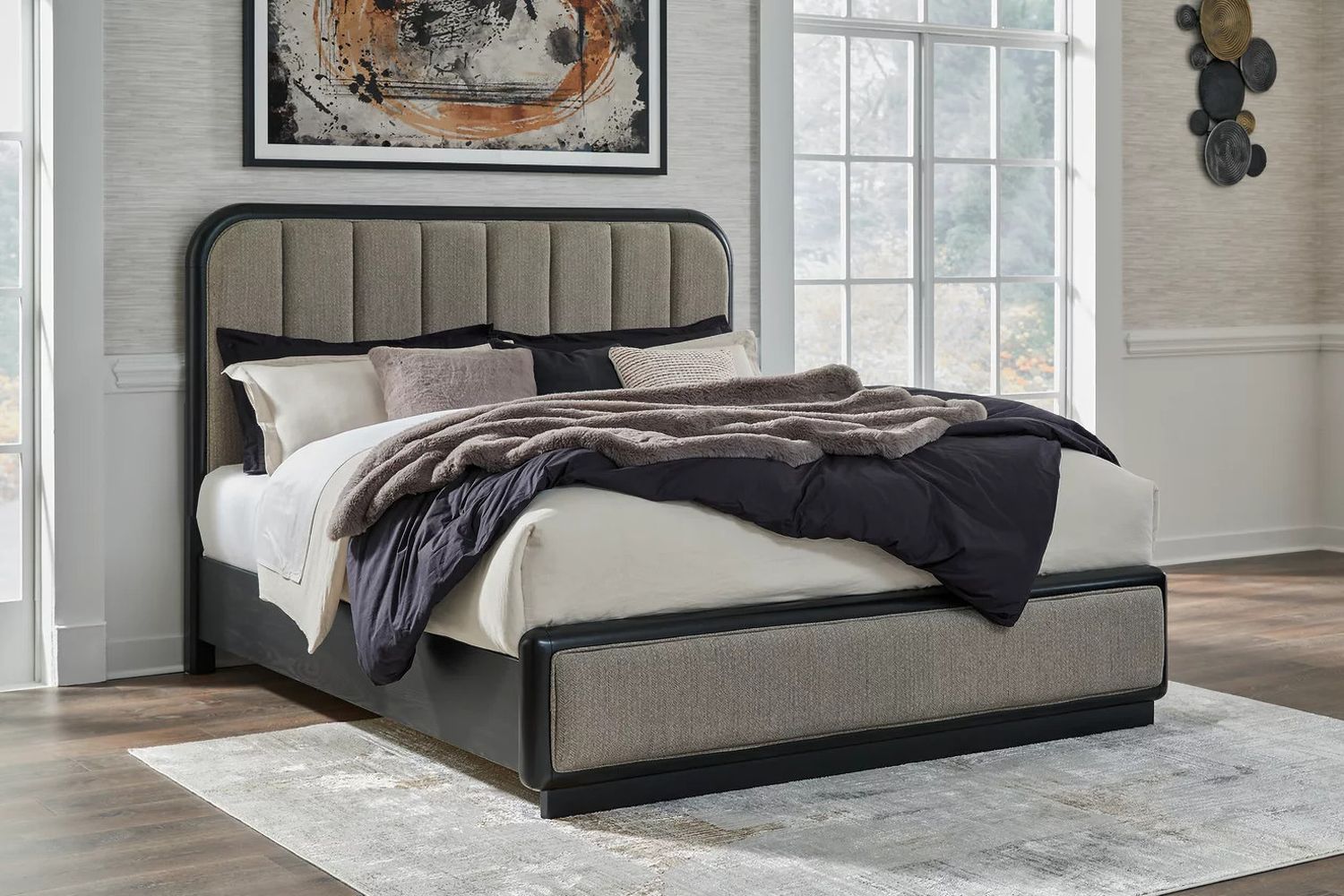 Rowanbeck King Upholstered Panel Bed In Black and Gray B821B4