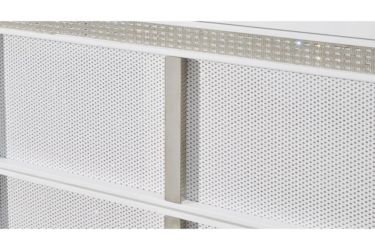 Chalanna Dresser In White B82231