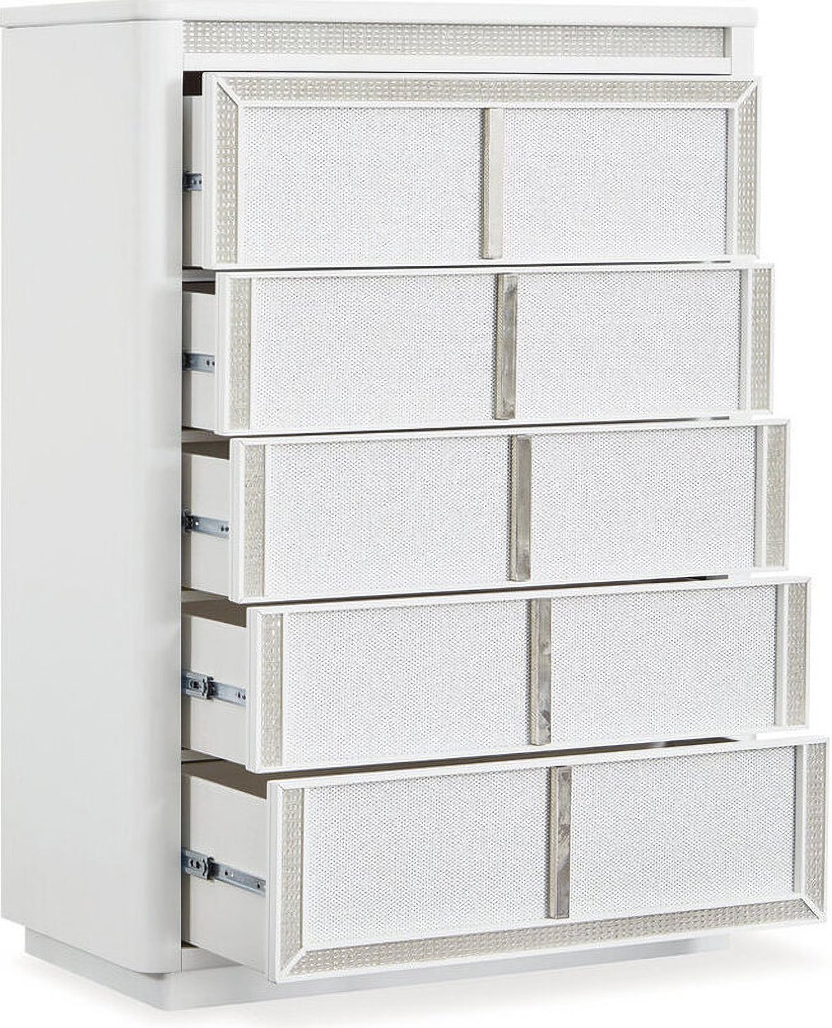 Chalanna Chest of Drawers In White B82246